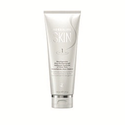 SKIN Verzachtende aloe cleanser Perfect voor normale tot droge huid.